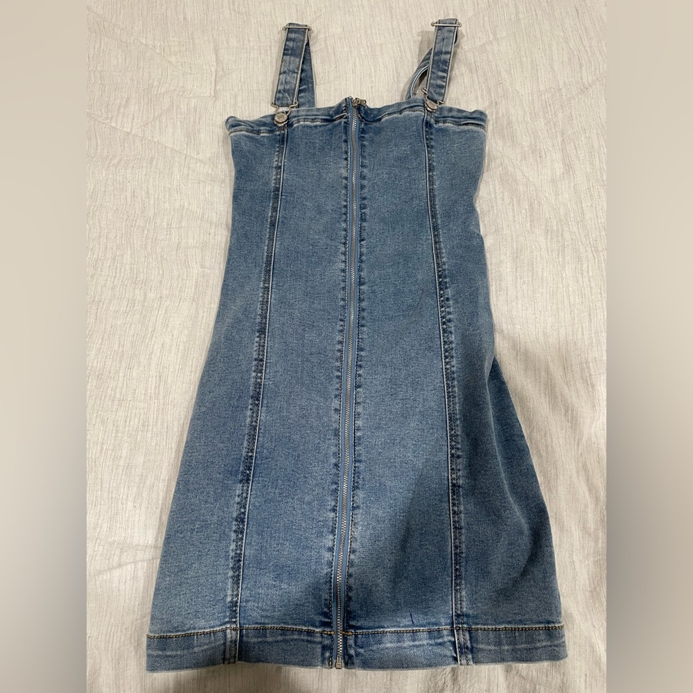 Denim Dress, zip up from the front